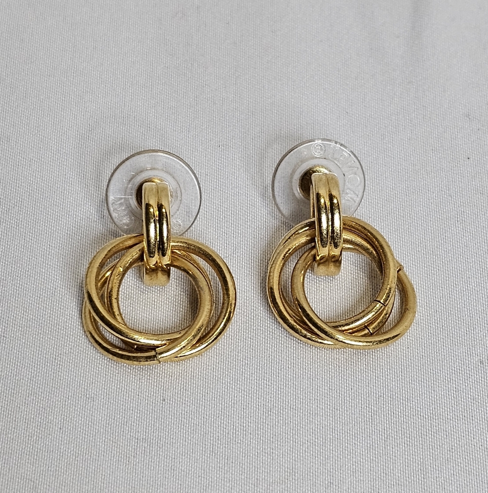 Monet 90s Doorknocker Gold Tone Dangle Earrings